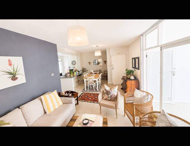 4 BEDROOM APARTMENT FOR SALE IN ESSENWOOD